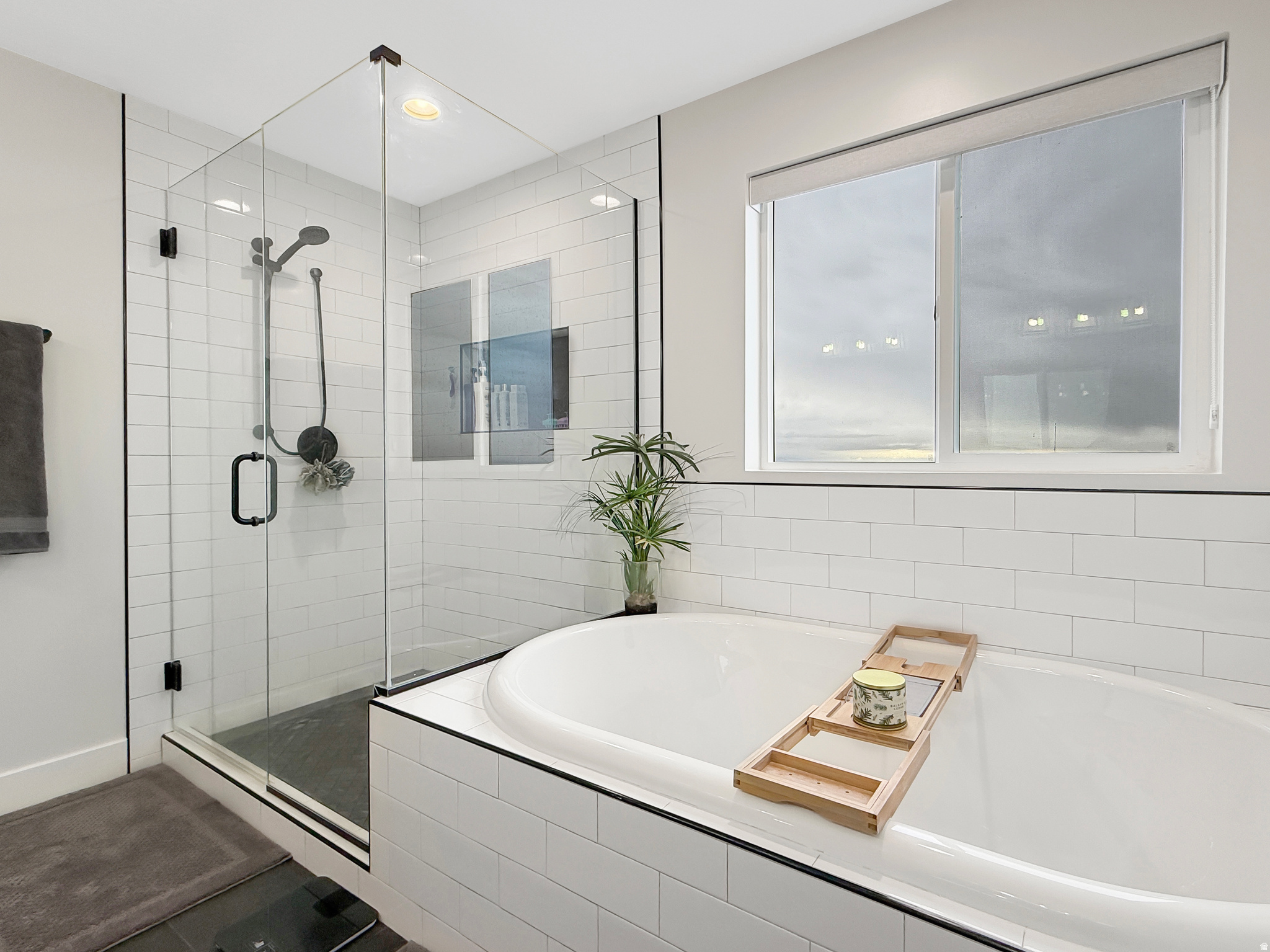 H&L ANDERSEN - Residential