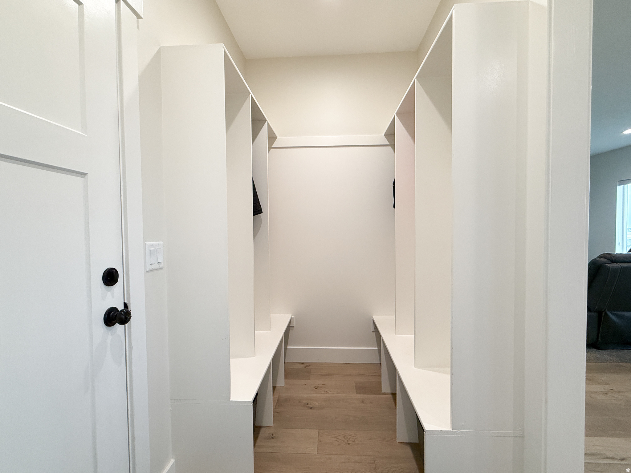 H&L ANDERSEN - Residential