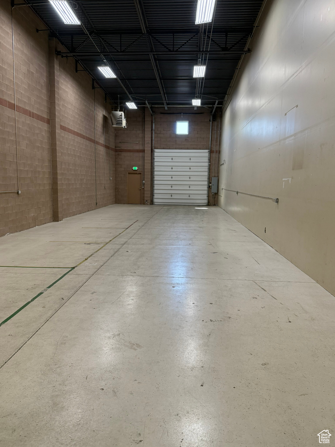 AF9 CONDO - Commercial Lease