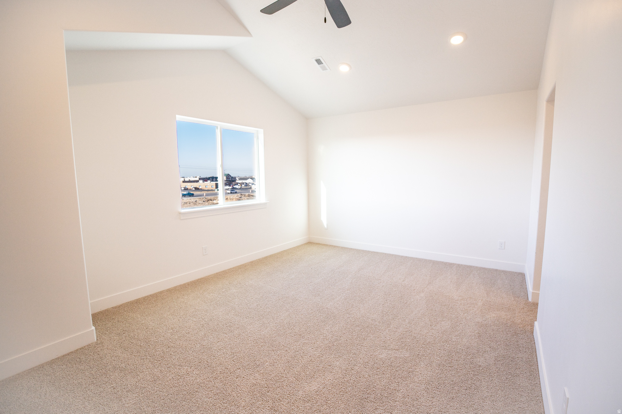 SALEM FIELDS - Residential