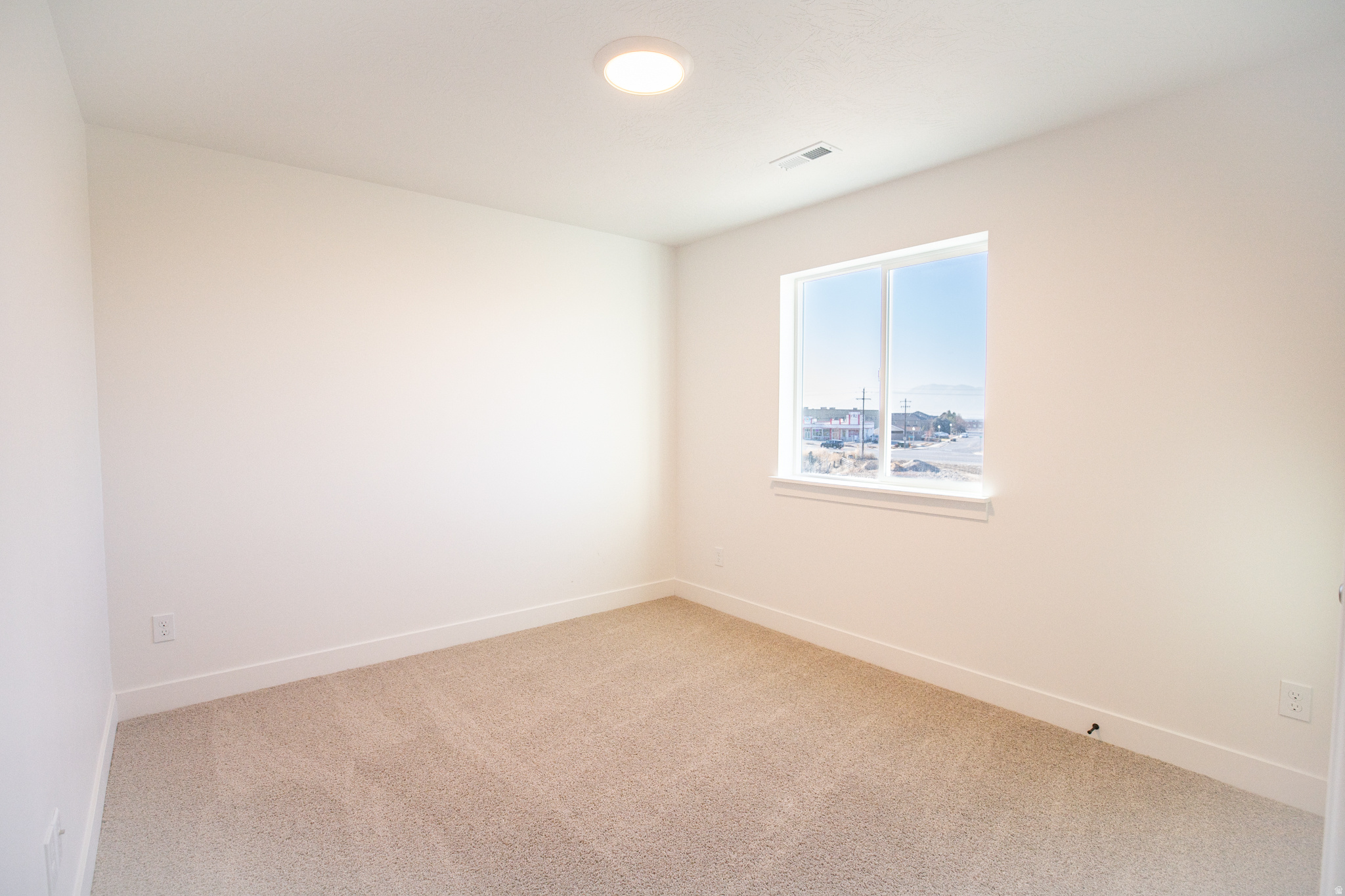 SALEM FIELDS - Residential