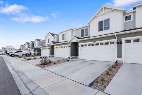 Tiny photo for 873 N 3540 W, Lehi, UT 84048 (MLS # 2131047)