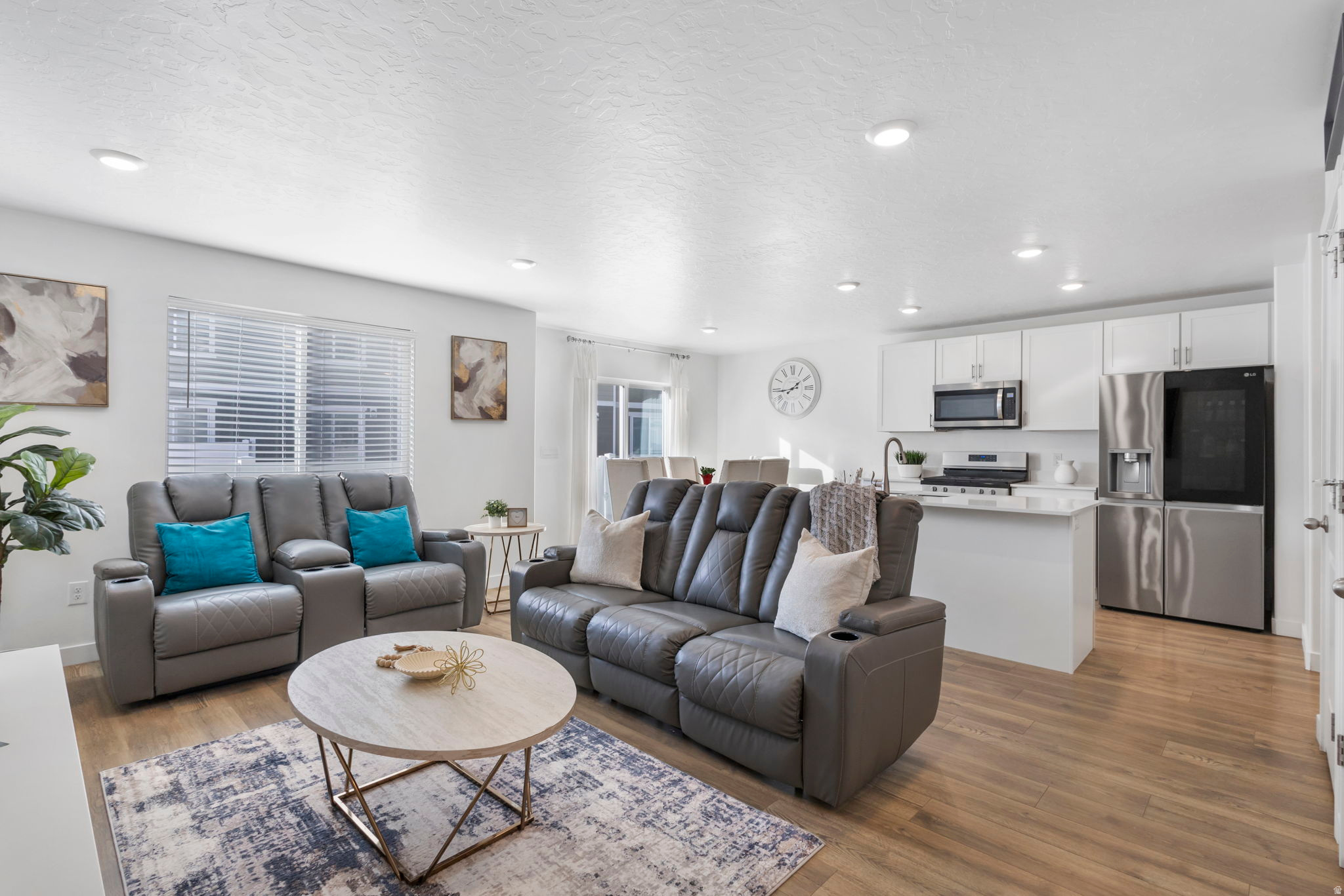 SPRING RANCH - Residential