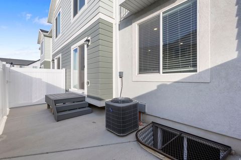 Tiny photo for 873 N 3540 W, Lehi, UT 84048 (MLS # 2131047)