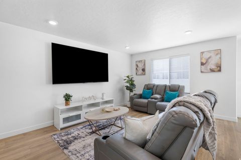 Tiny photo for 873 N 3540 W, Lehi, UT 84048 (MLS # 2131047)