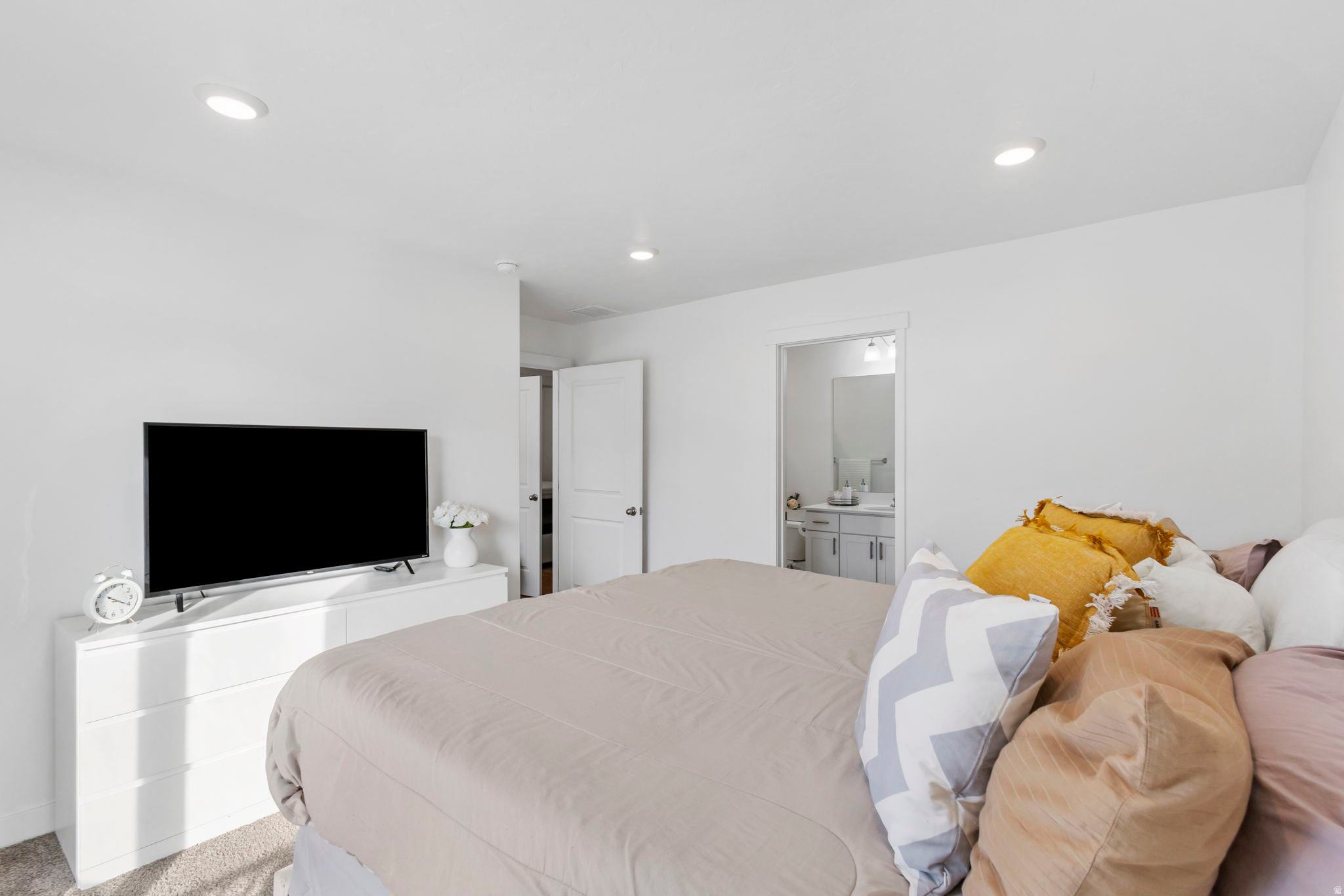 SPRING RANCH - Residential