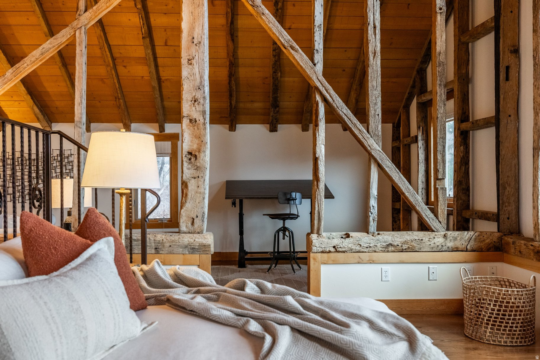 AERIE AREA - Residential