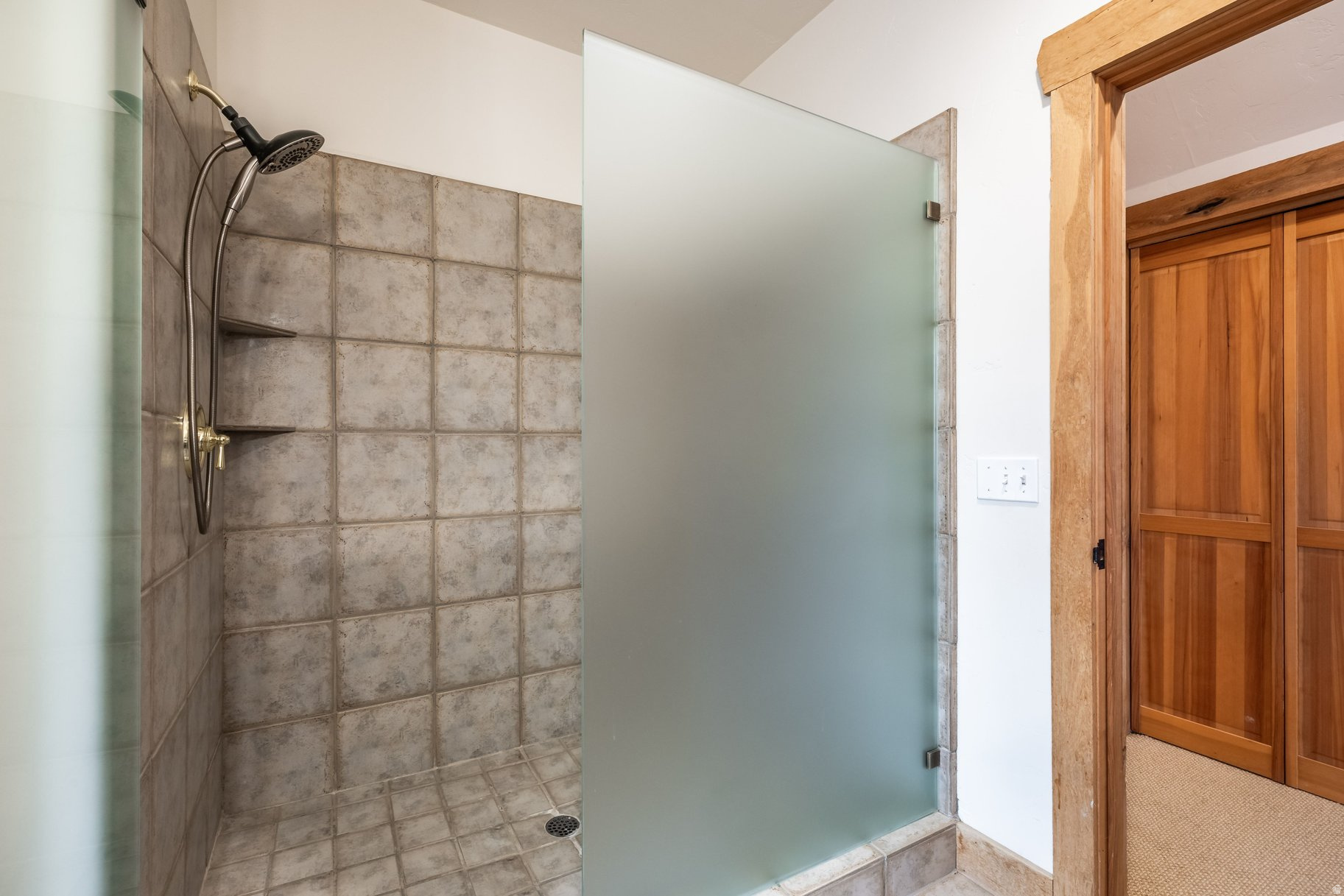 AERIE AREA - Residential