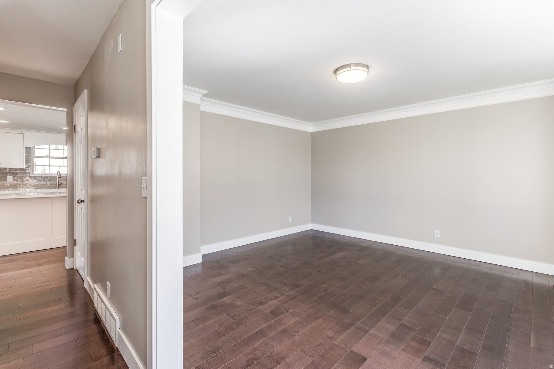 QUAIL HOLLOW #7 - Residential