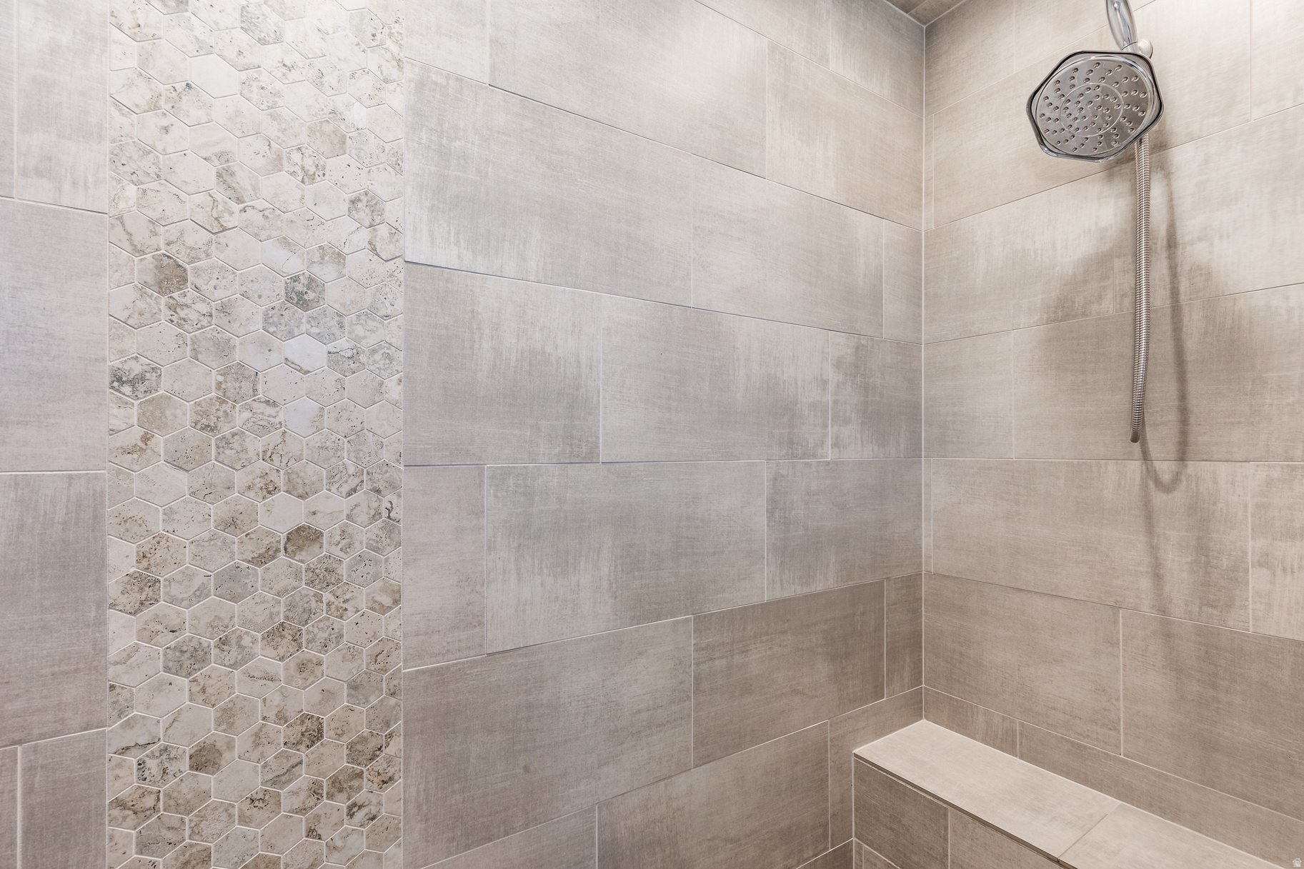 QUAIL HOLLOW #7 - Residential