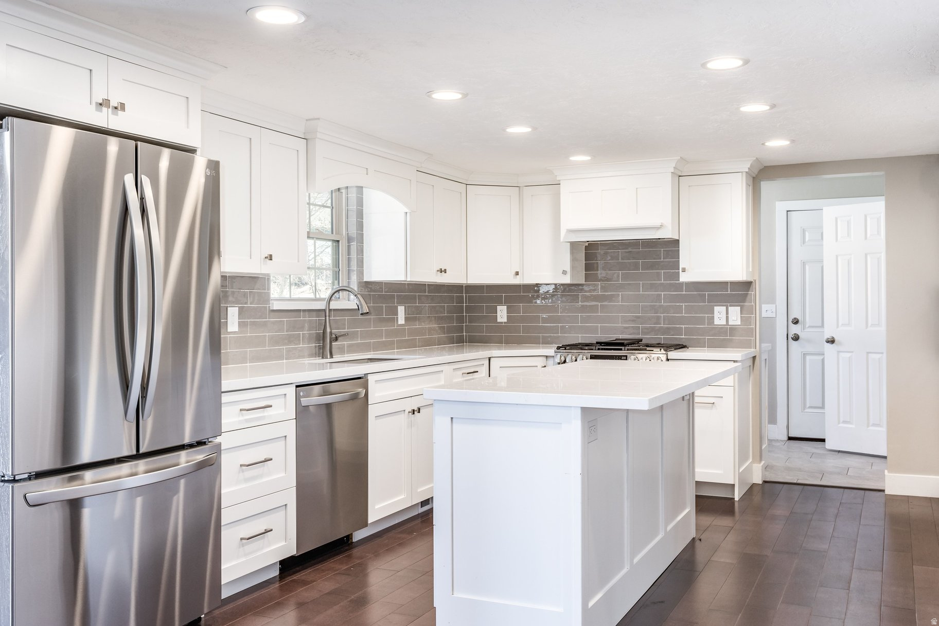 QUAIL HOLLOW #7 - Residential