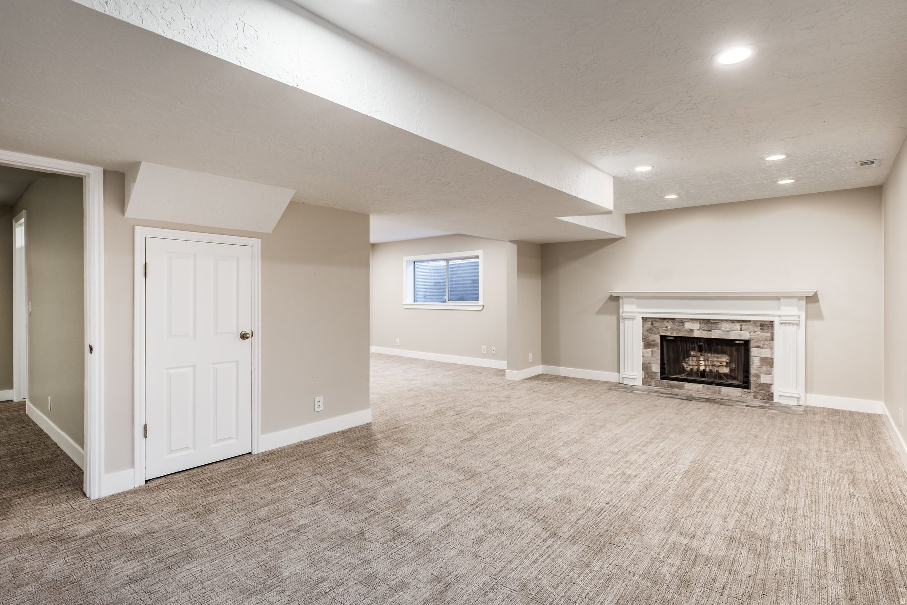 QUAIL HOLLOW #7 - Residential