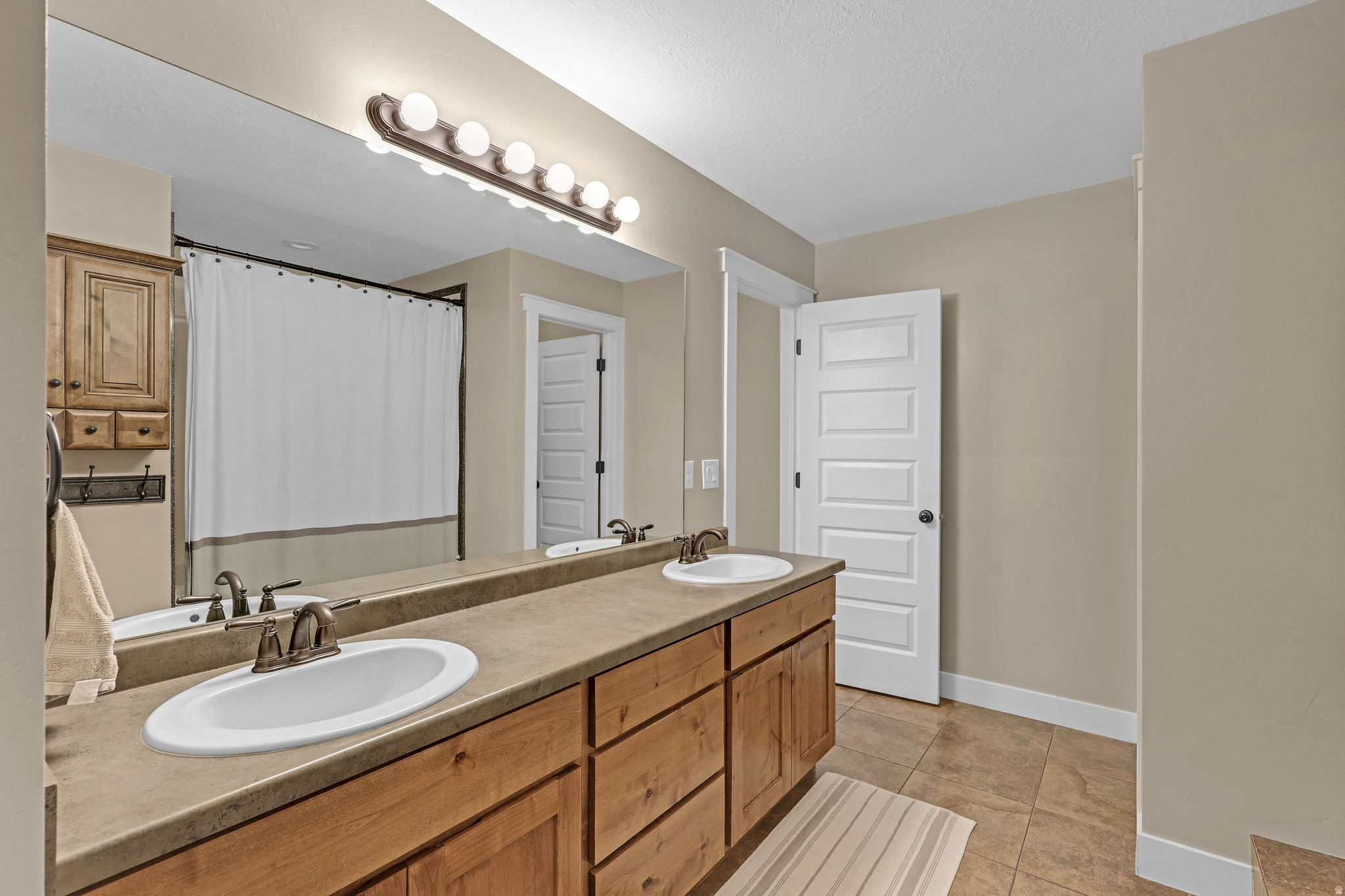 KERSHAW ESTATES - Residential