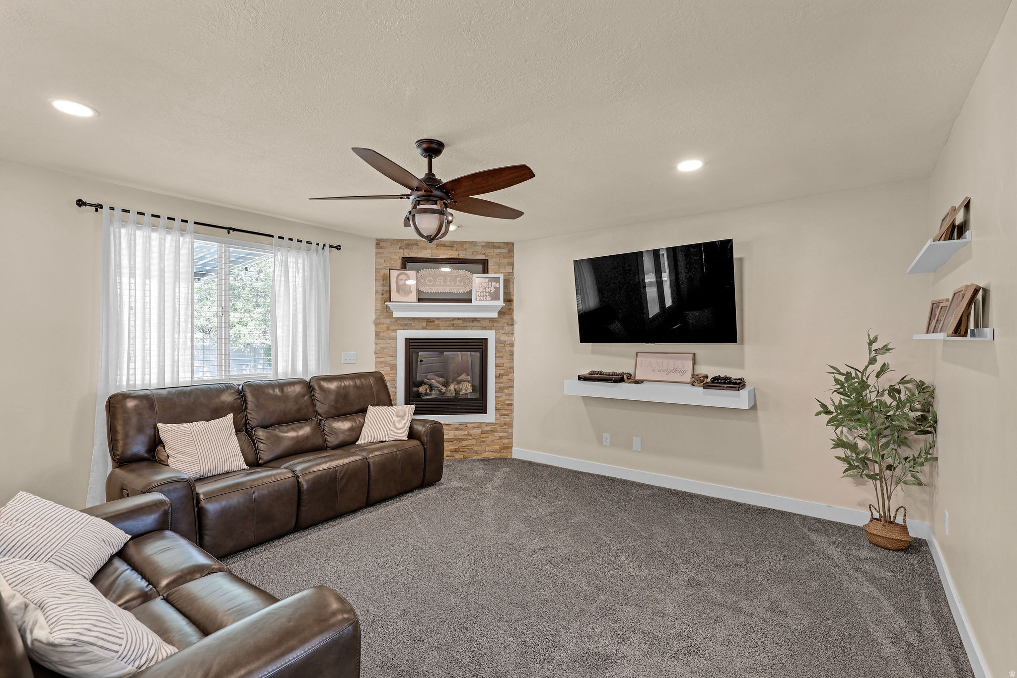 KERSHAW ESTATES - Residential