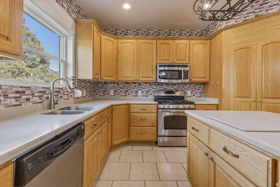 PINE VALLEY RETREAT - Residential