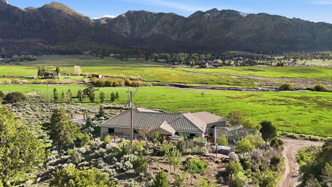 PINE VALLEY RETREAT - Residential