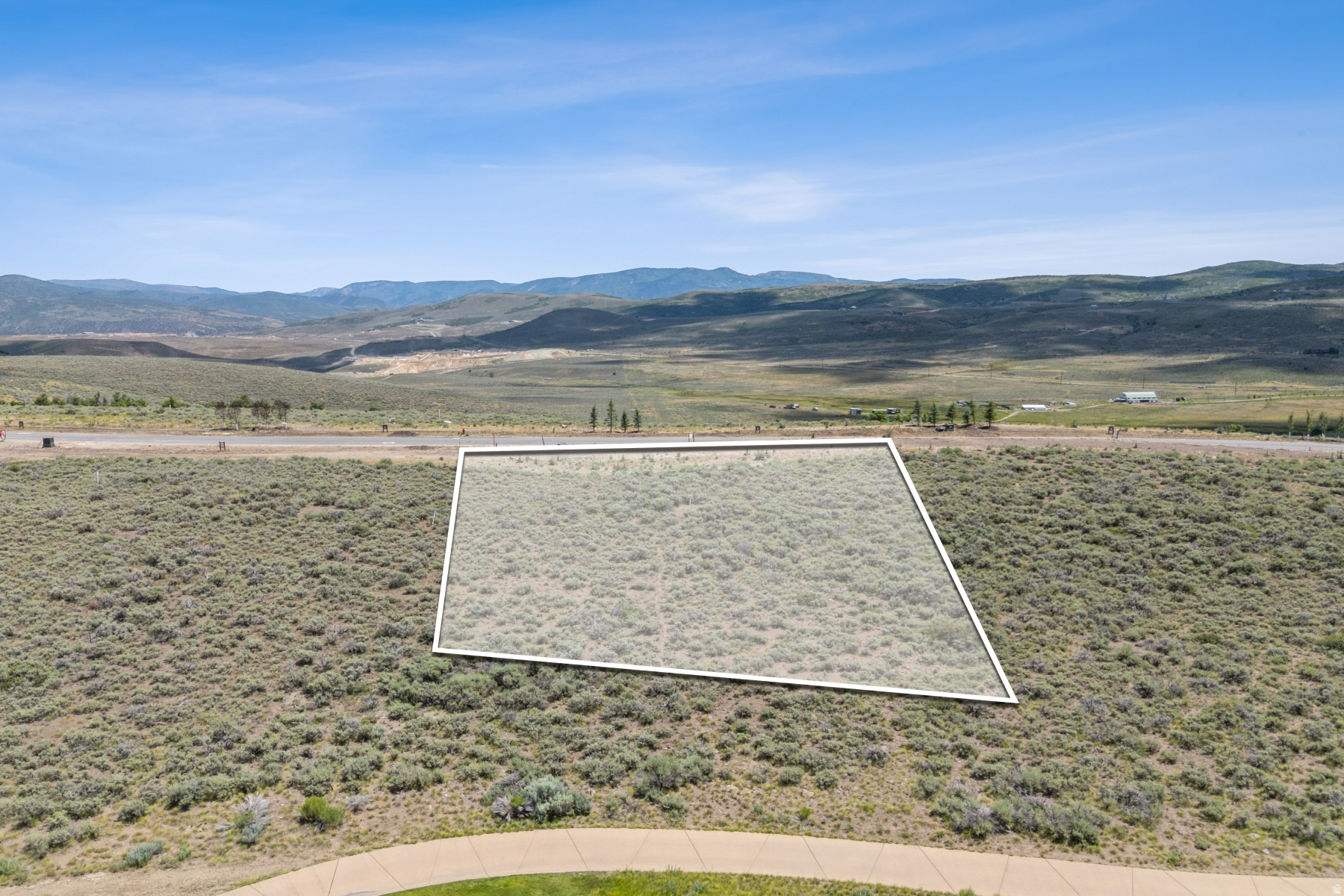 LINKS EDGE - Residential