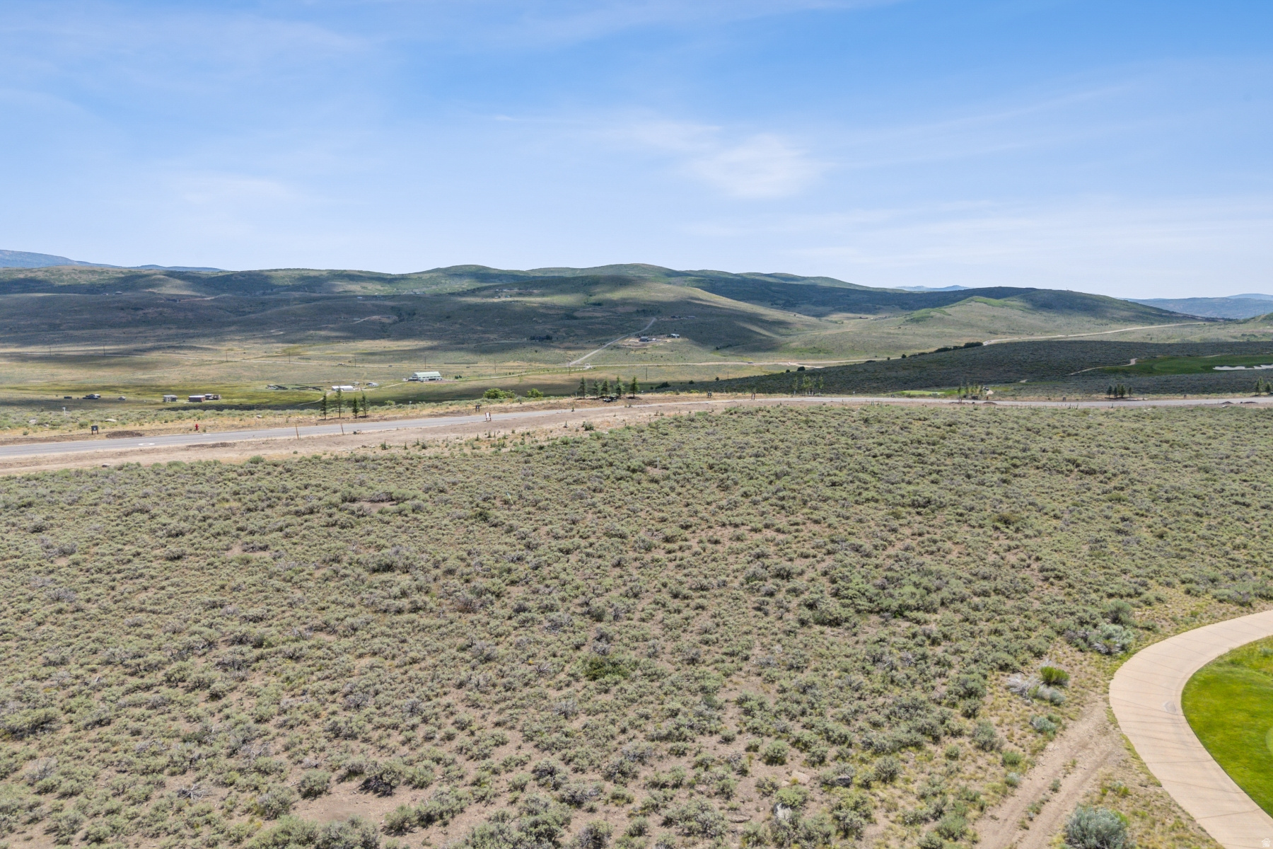 LINKS EDGE - Residential