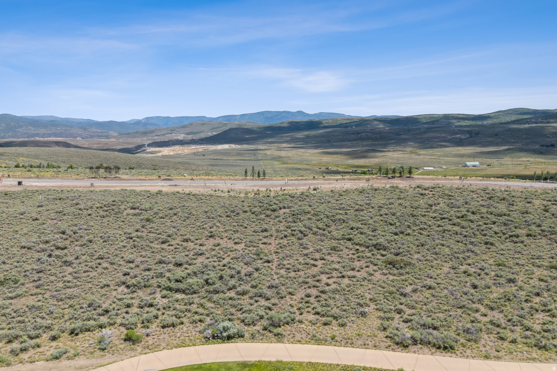 LINKS EDGE - Residential