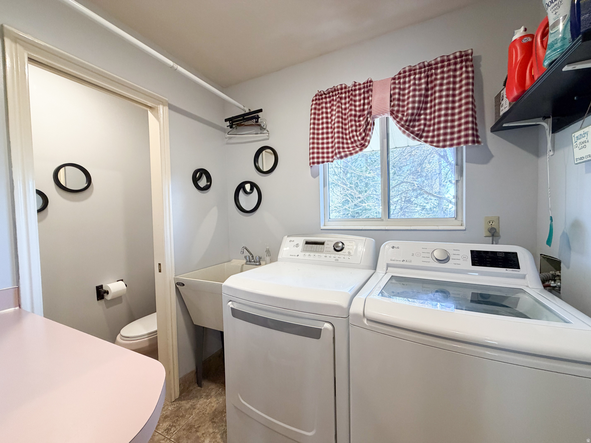 NORTH OAKS COVE - Residential