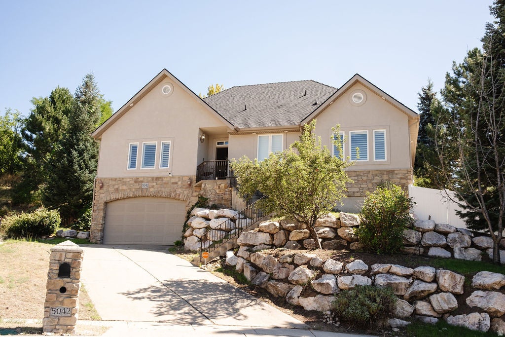 Photo of 5042 S VIKING DR, South Ogden, UT 84403 (MLS # 2185193)