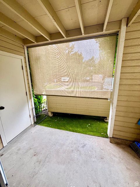 Tiny photo for 1212 E WATERSIDE CV #10, Cottonwood Heights, UT 84047 (MLS # 2115748)