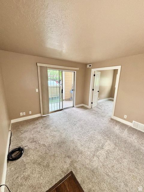 Tiny photo for 1212 E WATERSIDE CV #10, Cottonwood Heights, UT 84047 (MLS # 2115748)