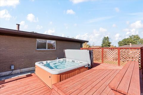 Tiny photo for 2883 W JANALEE DR, West Jordan, UT 84088 (MLS # 2122011)