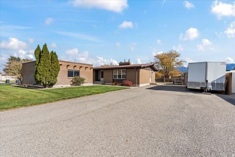 Tiny photo for 2883 W JANALEE DR, West Jordan, UT 84088 (MLS # 2122011)