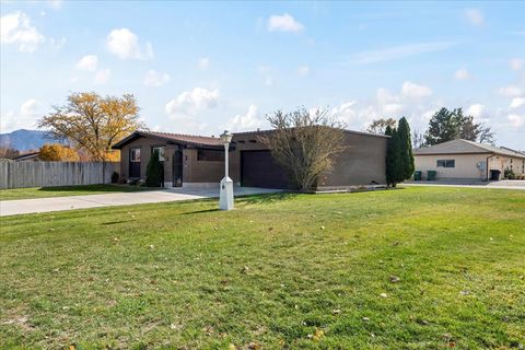 Tiny photo for 2883 W JANALEE DR, West Jordan, UT 84088 (MLS # 2122011)