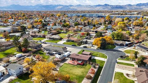 Tiny photo for 2883 W JANALEE DR, West Jordan, UT 84088 (MLS # 2122011)