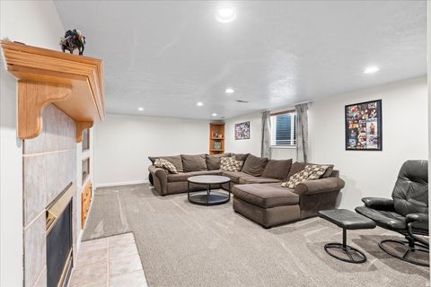 Tiny photo for 2883 W JANALEE DR, West Jordan, UT 84088 (MLS # 2122011)