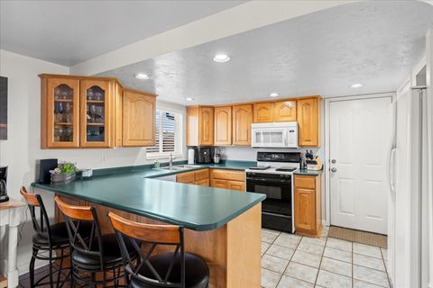 Tiny photo for 2883 W JANALEE DR, West Jordan, UT 84088 (MLS # 2122011)