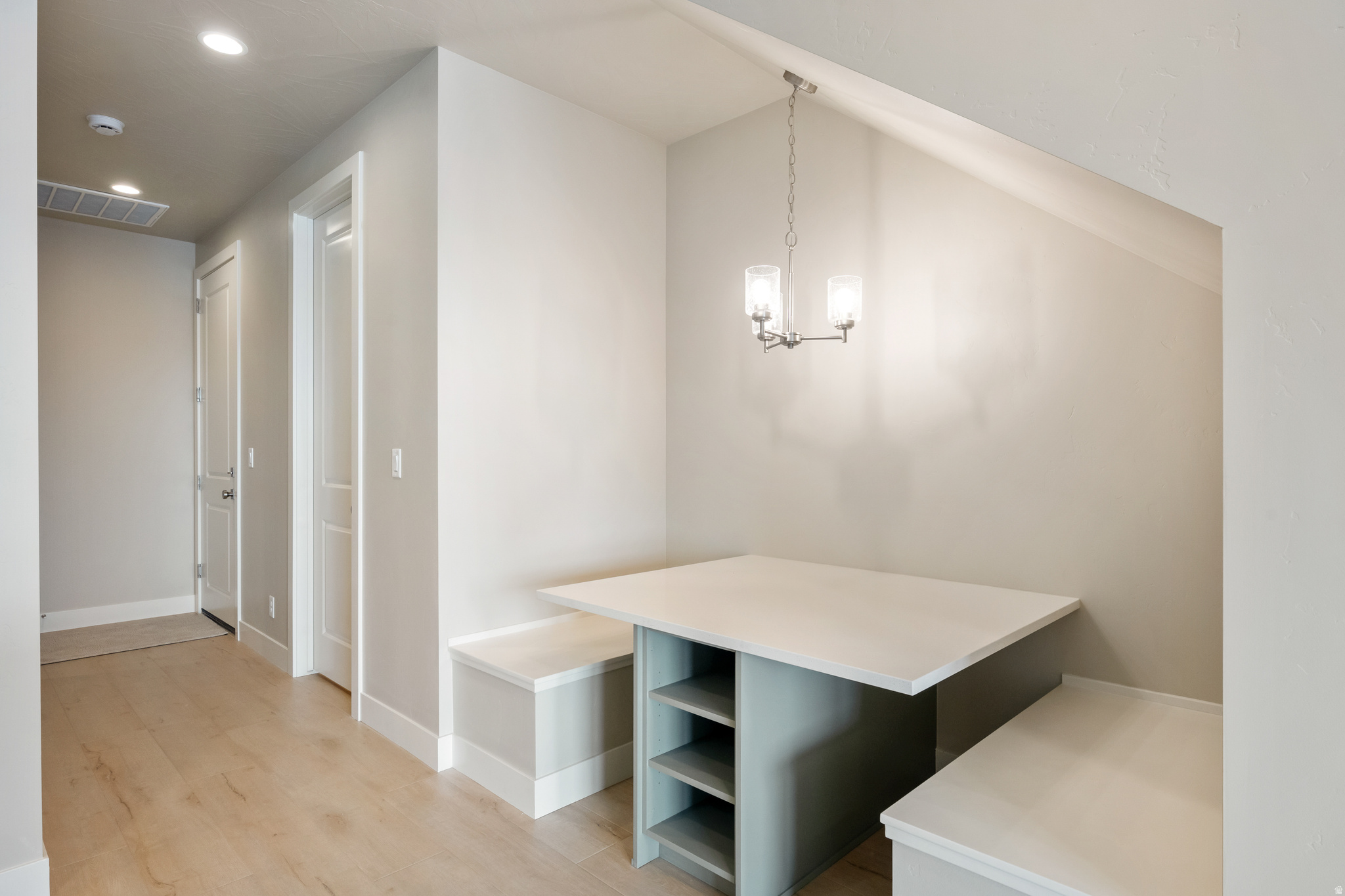 ATKINVILLE TOWNHOMES AT DESERT COLOR - Residential