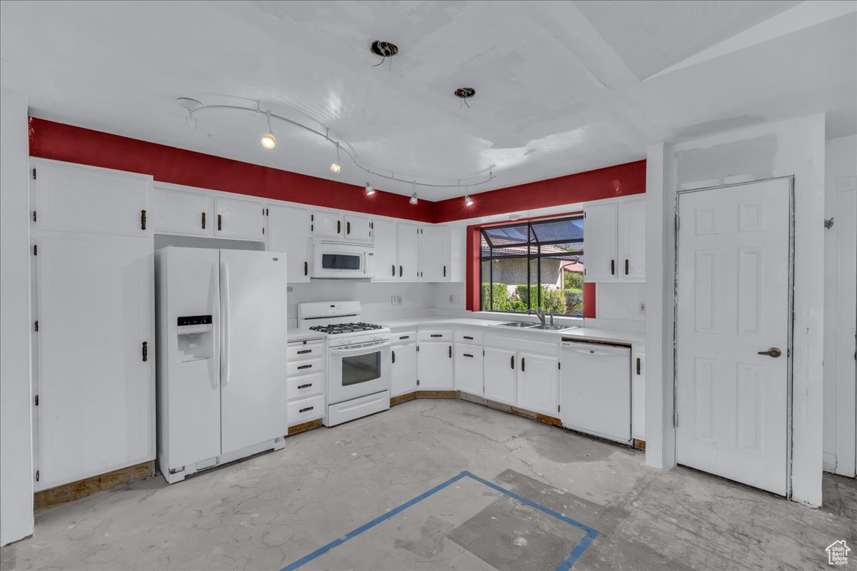 PARK AT GREEN VALLEY - Residential