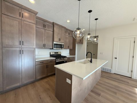 Tiny photo for 6992 W HIDDEN HILLS WAY S #181, West Jordan, UT 84081 (MLS # 2127271)