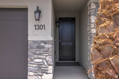 Tiny photo for 1301 E VISTA ROJA PL, Washington, UT 84780 (MLS # 2114734)
