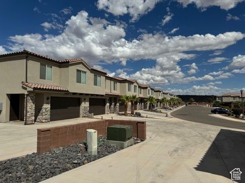 Tiny photo for 1301 E VISTA ROJA PL, Washington, UT 84780 (MLS # 2114734)