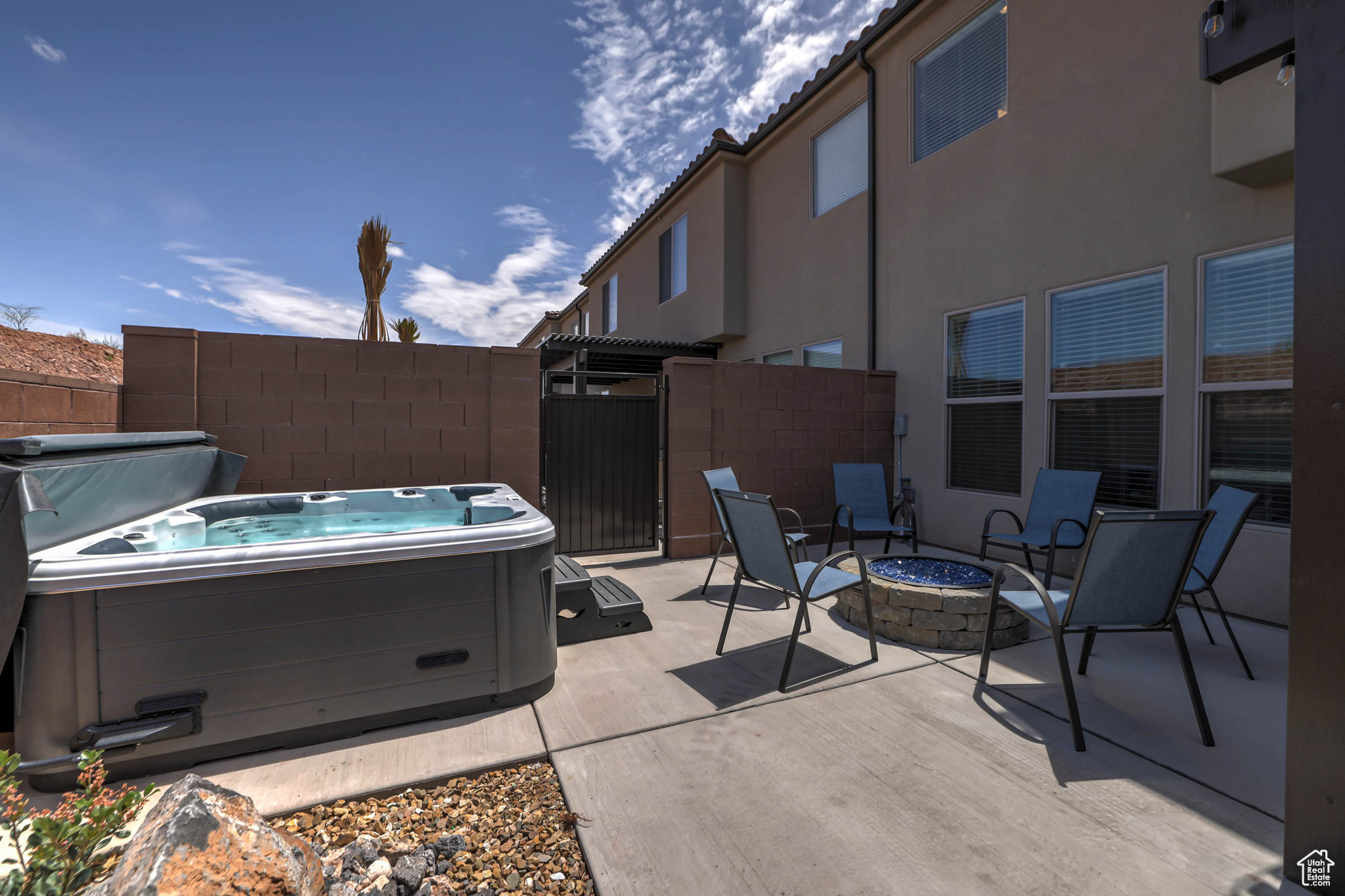 VIDA SOL VACATION TOWNHOMES - Residential