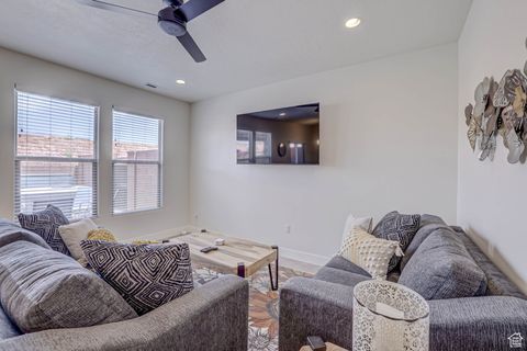 Tiny photo for 1301 E VISTA ROJA PL, Washington, UT 84780 (MLS # 2114734)