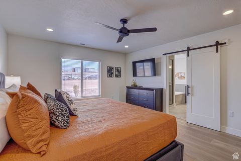 Tiny photo for 1301 E VISTA ROJA PL, Washington, UT 84780 (MLS # 2114734)