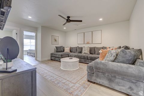 Tiny photo for 1301 E VISTA ROJA PL, Washington, UT 84780 (MLS # 2114734)