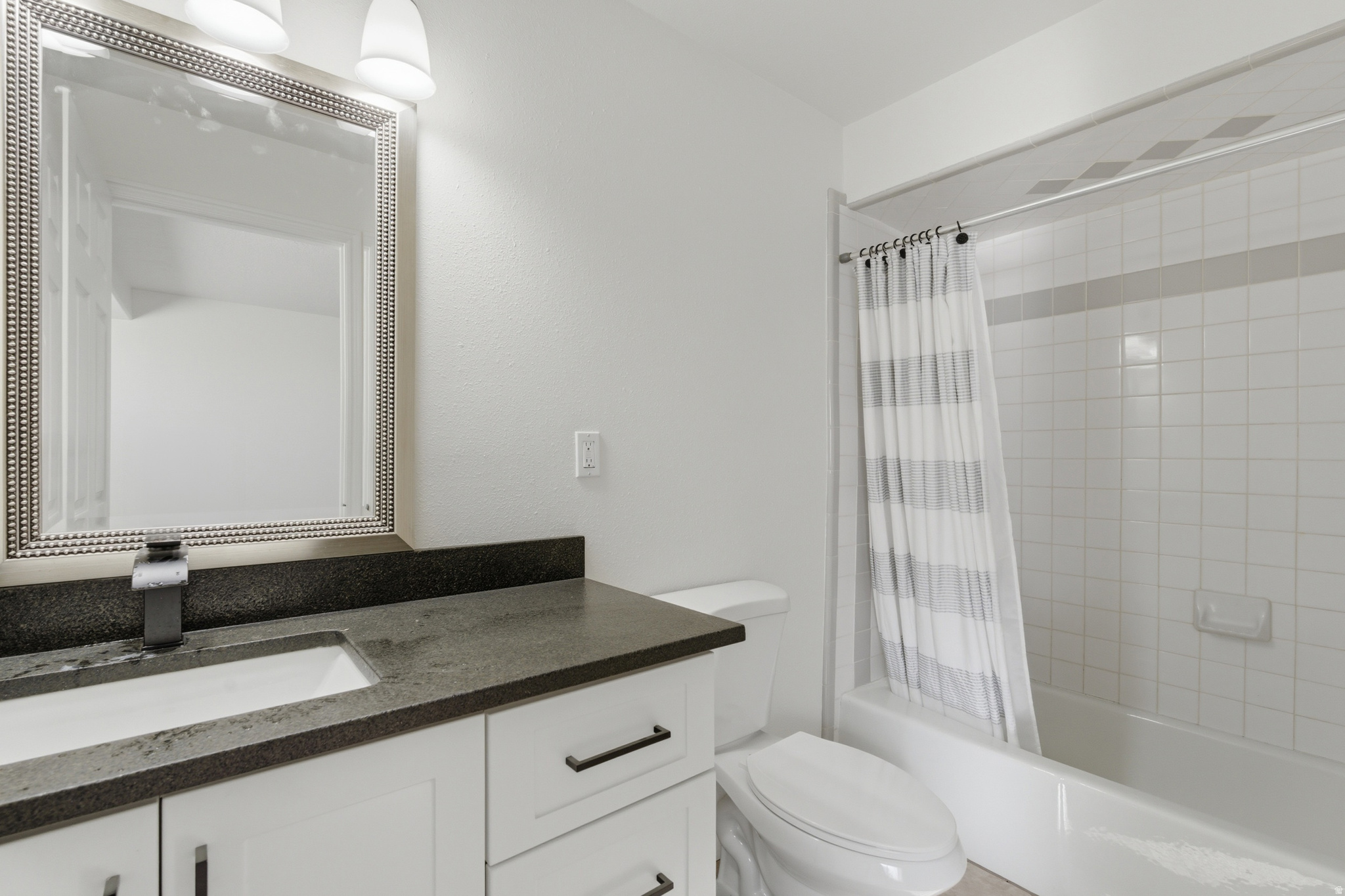 CEDAR HILLS - Residential