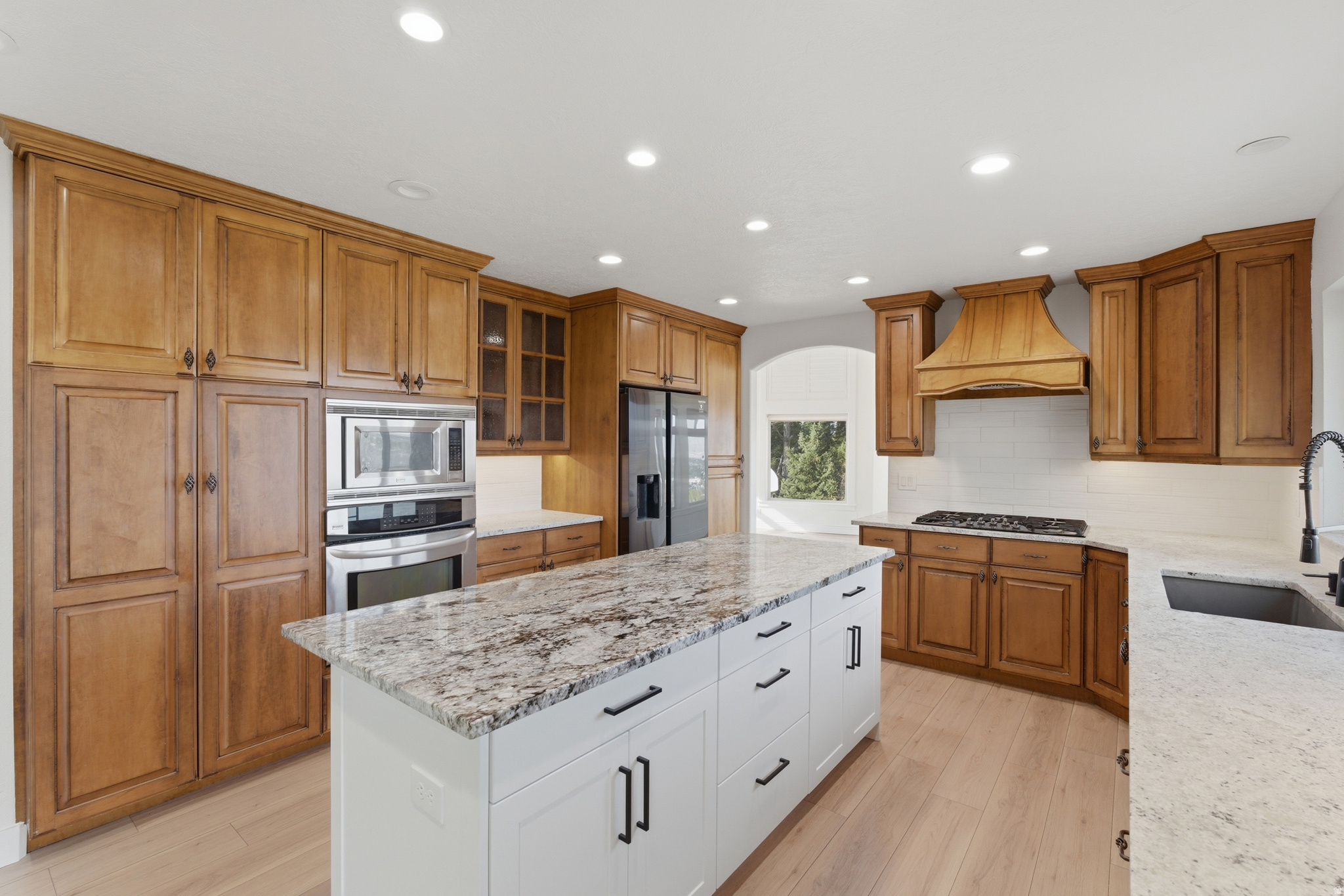 CEDAR HILLS - Residential