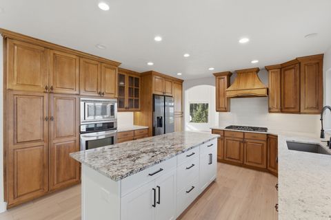 Tiny photo for 4309 W OAK RD N, Cedar Hills, UT 84062 (MLS # 2147293)