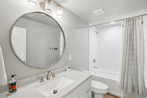 Tiny photo for 65 E 425 N, Vineyard, UT 84059 (MLS # 2141628)