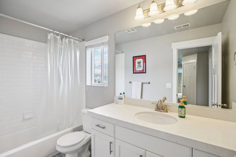 Tiny photo for 65 E 425 N, Vineyard, UT 84059 (MLS # 2141628)