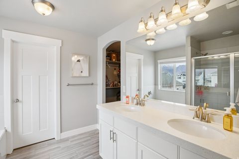 Tiny photo for 65 E 425 N, Vineyard, UT 84059 (MLS # 2141628)