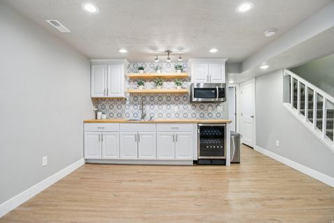 Tiny photo for 65 E 425 N, Vineyard, UT 84059 (MLS # 2141628)