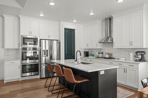 Tiny photo for 276 N PINNACLE AVE, Mapleton, UT 84664 (MLS # 2116408)